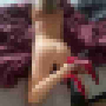 Er_u_seine_devote_Sperma_Piss_SUB
