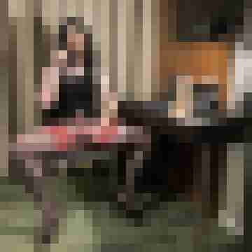 tussi_hot