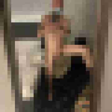Straponlover77