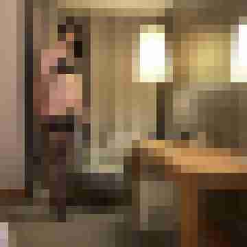 tussi_hot